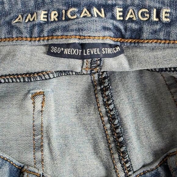 AEO Hi-Rise Jegging 360 Next Level Stretch 8 Short - Picture 5 of 8